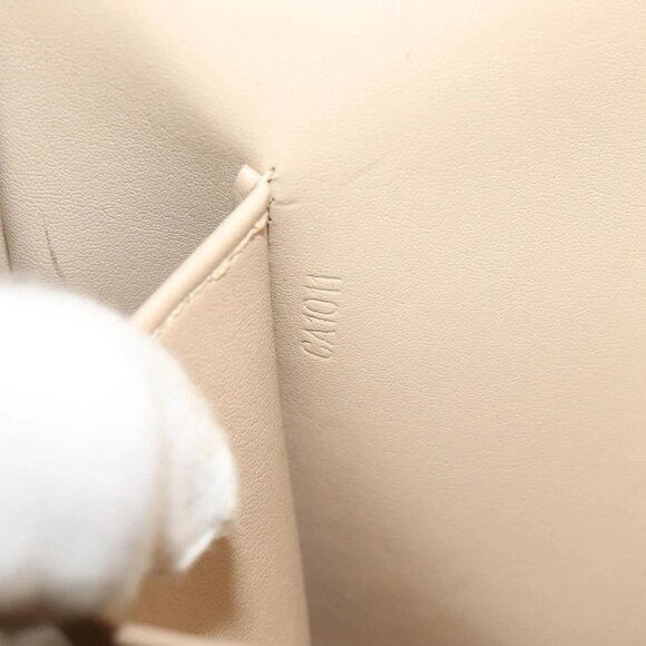 LOUIS VUITTON Monogram Vernis Thompson Street Bag Beige - Picture 13 of 16